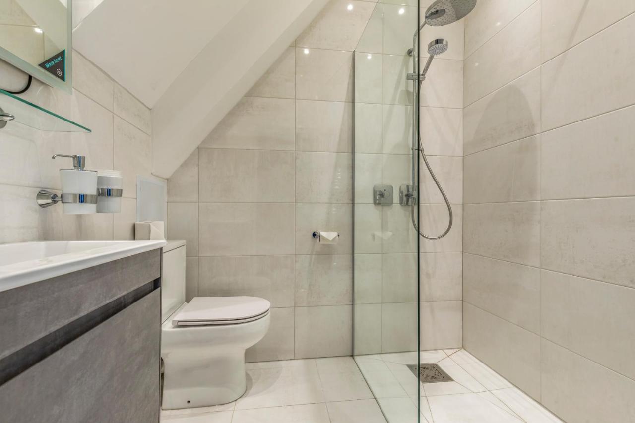 Deluxe Studios With Spa Included Portsmouth Extérieur photo